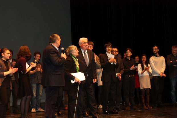 Hommage à Françoise Thinat des deux maires d'Orléans,  l'ancien et le nouveau.