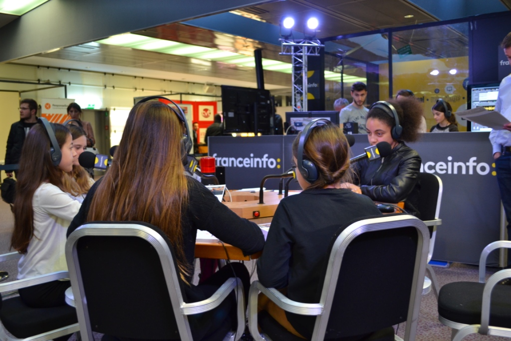 Tours  les assises du journalisme se penchent sur l'éducation aux