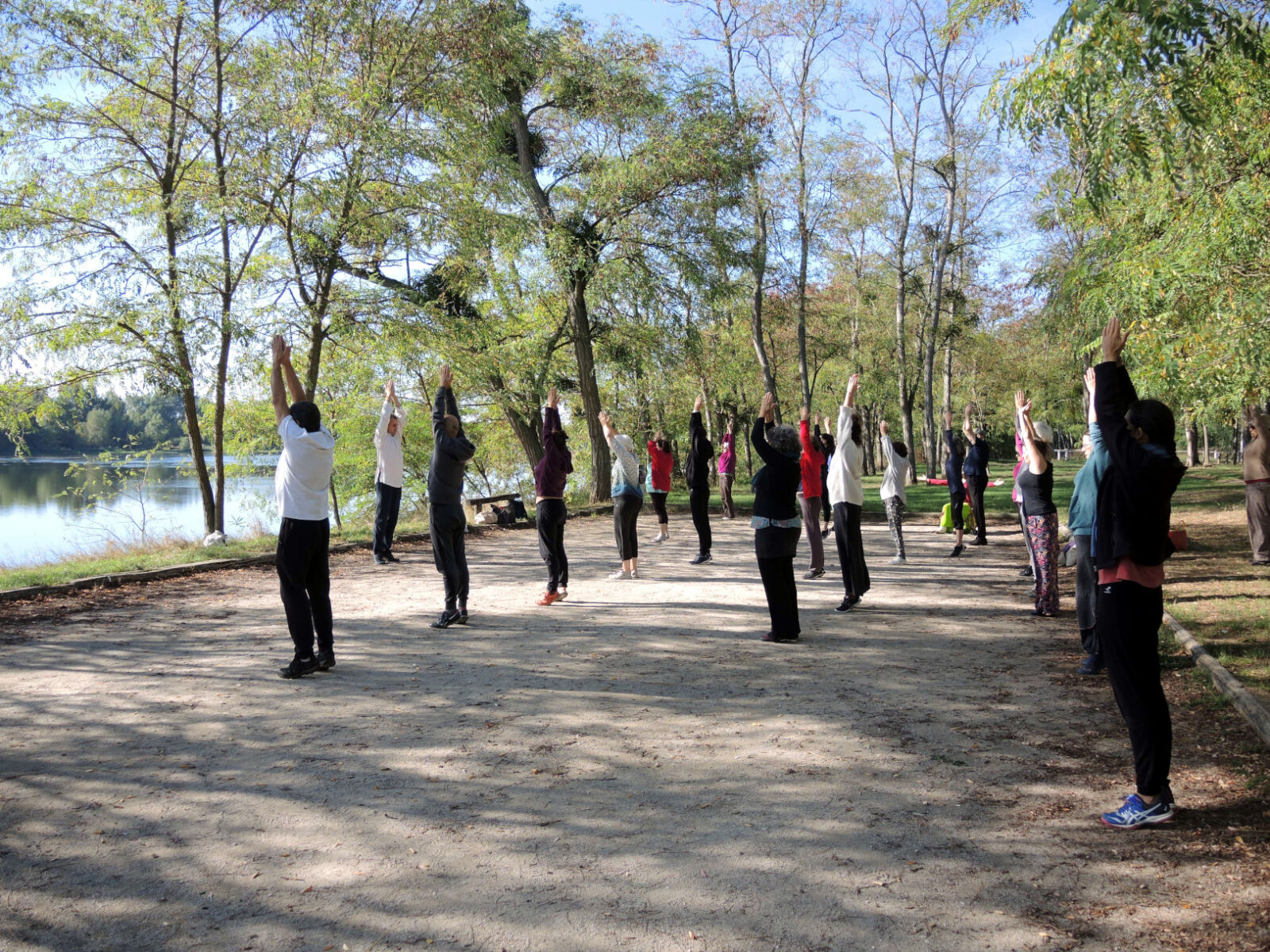 Qi Gong à la Binette à Bou. Photo Christian Chenault