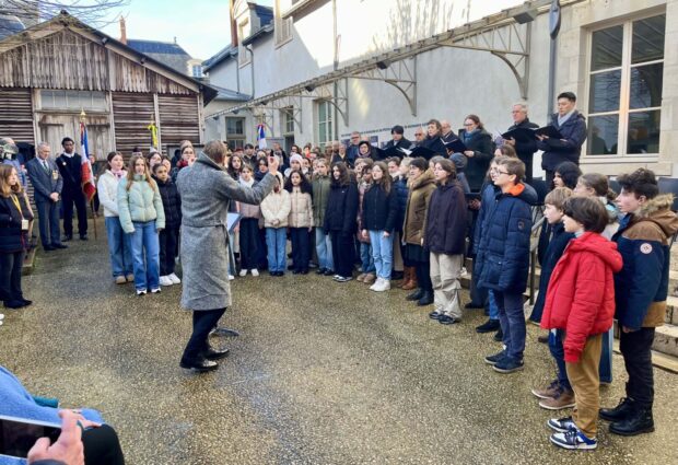 80 ans libération Auschwitz. Hommage jeunes cour Cercil. 27 janvier 2025. Photo SD